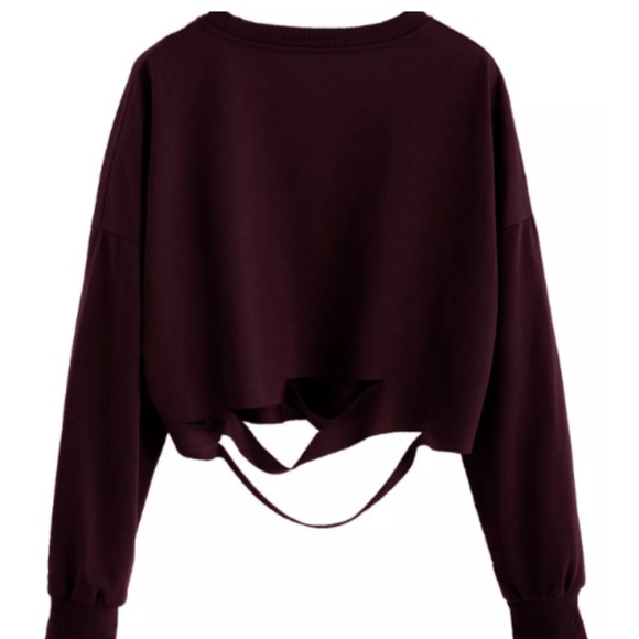 HOST PICK** CUT OUT SWEATSHIRT - Picture 6 of 7